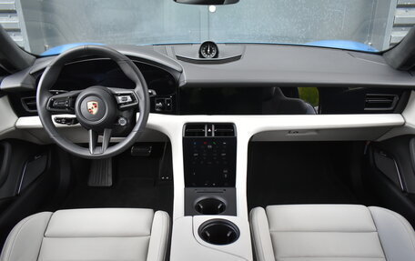 Porsche Taycan I, 2024 год, 17 000 000 рублей, 12 фотография