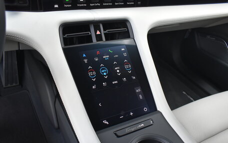 Porsche Taycan I, 2024 год, 17 000 000 рублей, 16 фотография