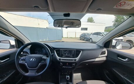 Hyundai Solaris II рестайлинг, 2018 год, 1 199 000 рублей, 14 фотография