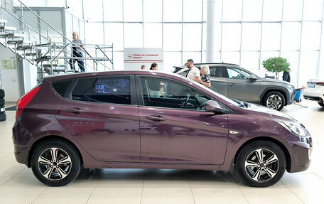 Hyundai Solaris II рестайлинг, 2012 год, 750 000 рублей, 4 фотография
