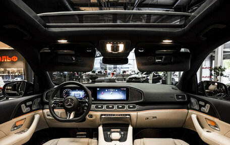 Mercedes-Benz GLS, 2024 год, 17 700 000 рублей, 12 фотография