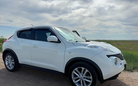 Nissan Juke II, 2011 год, 1 300 000 рублей, 9 фотография