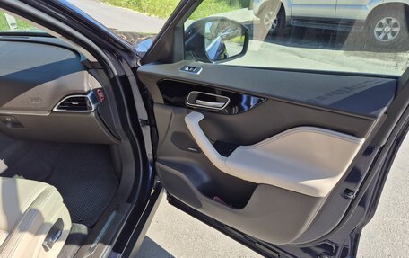 Jaguar F-Pace, 2018 год, 3 500 000 рублей, 11 фотография