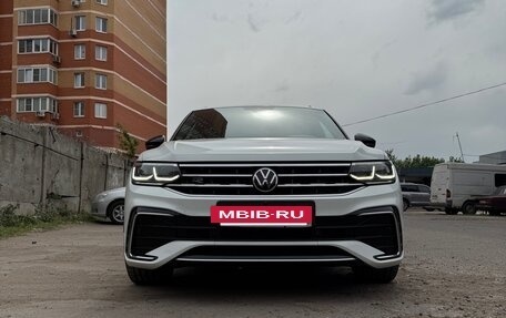 Volkswagen Tiguan II, 2021 год, 4 300 000 рублей, 8 фотография