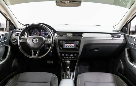 Skoda Rapid I, 2016 год, 1 298 000 рублей, 14 фотография