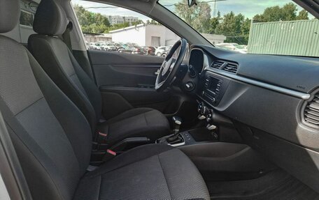 KIA Rio IV, 2021 год, 1 449 000 рублей, 10 фотография