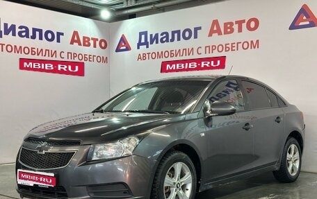 Chevrolet Cruze II, 2011 год, 599 000 рублей, 1 фотография