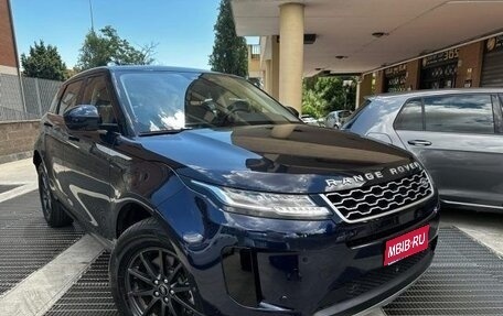 Land Rover Range Rover Evoque II, 2021 год, 3 195 000 рублей, 1 фотография