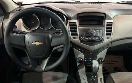 Chevrolet Cruze II, 2011 год, 599 000 рублей, 6 фотография