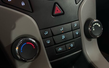 Chevrolet Cruze II, 2011 год, 599 000 рублей, 14 фотография