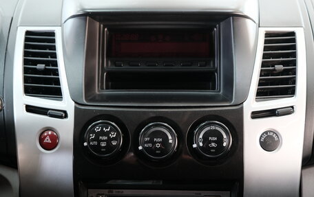 Mitsubishi Pajero Sport II рестайлинг, 2011 год, 1 759 000 рублей, 16 фотография