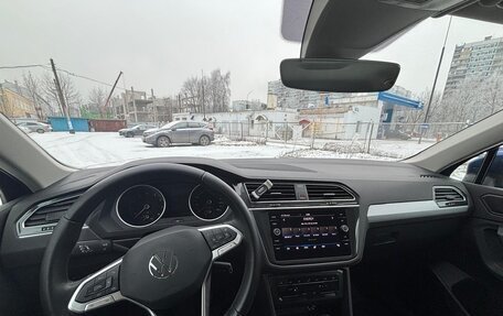 Volkswagen Tiguan II, 2021 год, 2 950 000 рублей, 10 фотография