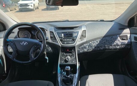 Hyundai Elantra V, 2014 год, 660 000 рублей, 8 фотография