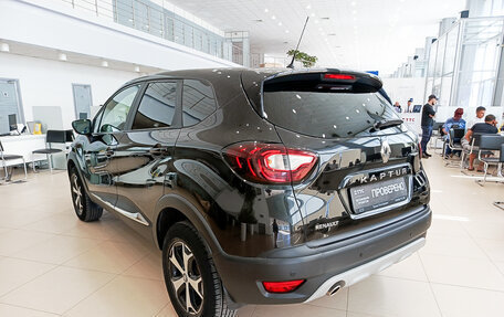Renault Kaptur I рестайлинг, 2017 год, 1 416 000 рублей, 8 фотография