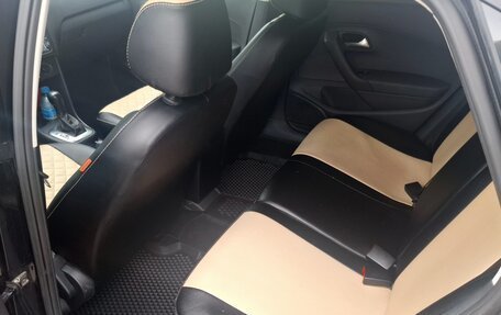 Volkswagen Polo VI (EU Market), 2012 год, 899 000 рублей, 24 фотография