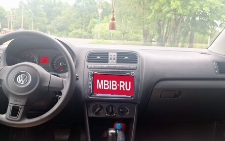 Volkswagen Polo VI (EU Market), 2012 год, 899 000 рублей, 21 фотография