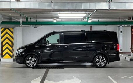 Mercedes-Benz V-Класс, 2017 год, 6 390 000 рублей, 3 фотография