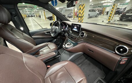 Mercedes-Benz V-Класс, 2017 год, 6 390 000 рублей, 13 фотография