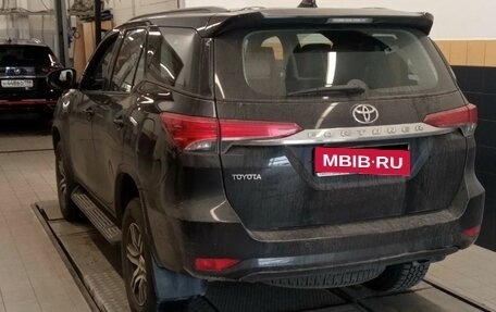 Toyota Fortuner II, 2021 год, 3 700 000 рублей, 2 фотография