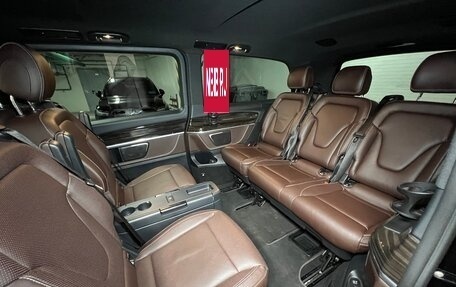 Mercedes-Benz V-Класс, 2017 год, 6 390 000 рублей, 16 фотография