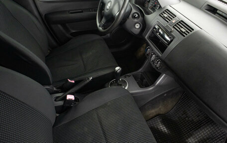 Suzuki Swift III, 2005 год, 379 000 рублей, 11 фотография