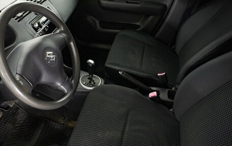 Suzuki Swift III, 2005 год, 379 000 рублей, 8 фотография