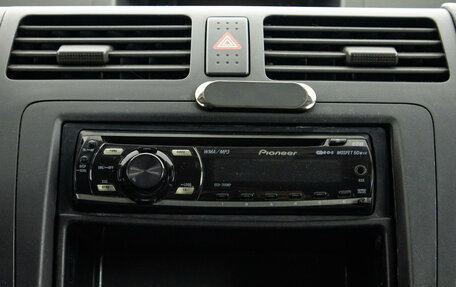 Suzuki Swift III, 2005 год, 379 000 рублей, 16 фотография