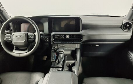 Toyota Land Cruiser Prado, 2024 год, 9 990 000 рублей, 12 фотография