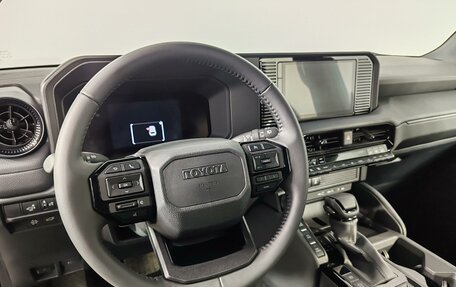 Toyota Land Cruiser Prado, 2024 год, 9 990 000 рублей, 15 фотография