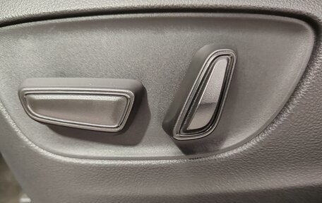 Toyota Land Cruiser Prado, 2024 год, 9 990 000 рублей, 18 фотография