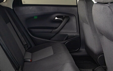 Volkswagen Polo VI (EU Market), 2015 год, 669 000 рублей, 11 фотография