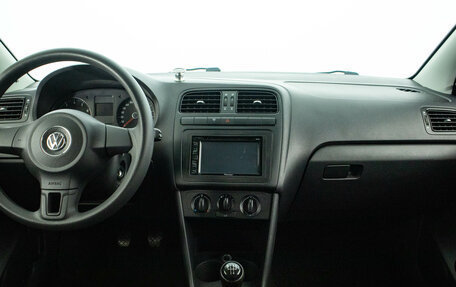 Volkswagen Polo VI (EU Market), 2015 год, 669 000 рублей, 14 фотография