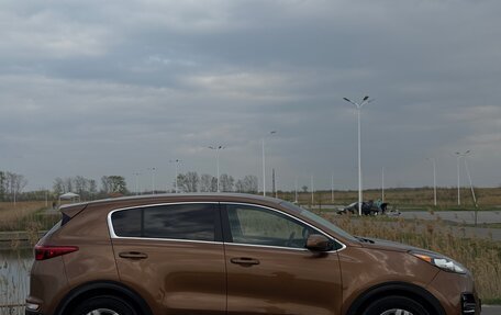 KIA Sportage IV рестайлинг, 2018 год, 2 200 000 рублей, 3 фотография
