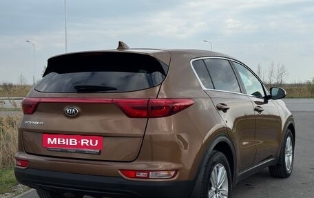KIA Sportage IV рестайлинг, 2018 год, 2 200 000 рублей, 4 фотография