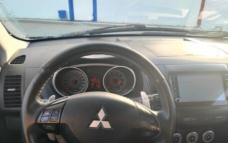 Mitsubishi Outlander III рестайлинг 3, 2008 год, 1 070 000 рублей, 2 фотография