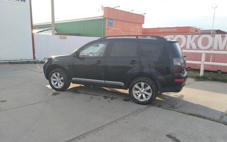 Mitsubishi Outlander III рестайлинг 3, 2008 год, 1 070 000 рублей, 4 фотография