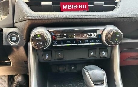 Toyota RAV4, 2022 год, 2 250 000 рублей, 12 фотография