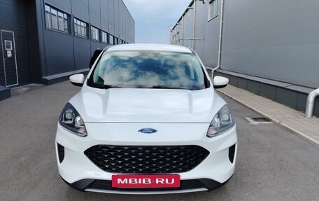 Ford Escape, 2021 год, 2 170 000 рублей, 3 фотография