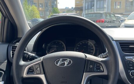 Hyundai Solaris II рестайлинг, 2015 год, 1 149 000 рублей, 12 фотография
