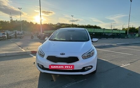 KIA cee'd III, 2013 год, 1 100 000 рублей, 2 фотография