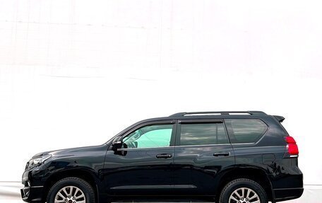 Toyota Land Cruiser Prado 150 рестайлинг 2, 2019 год, 5 498 800 рублей, 15 фотография