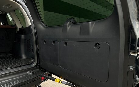Toyota Land Cruiser Prado 150 рестайлинг 2, 2019 год, 5 498 800 рублей, 18 фотография