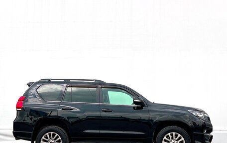 Toyota Land Cruiser Prado 150 рестайлинг 2, 2019 год, 5 498 800 рублей, 14 фотография