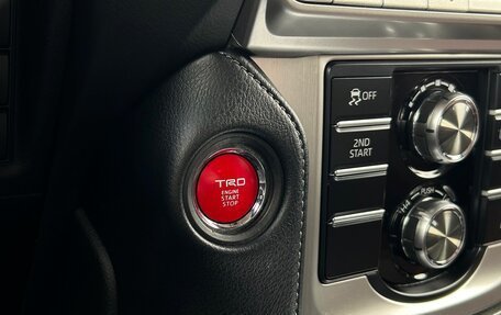 Toyota Land Cruiser Prado 150 рестайлинг 2, 2019 год, 5 498 800 рублей, 23 фотография