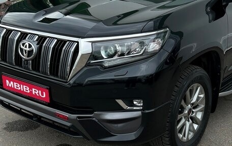 Toyota Land Cruiser Prado 150 рестайлинг 2, 2019 год, 5 498 800 рублей, 32 фотография