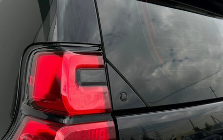 Toyota Land Cruiser Prado 150 рестайлинг 2, 2019 год, 5 498 800 рублей, 38 фотография