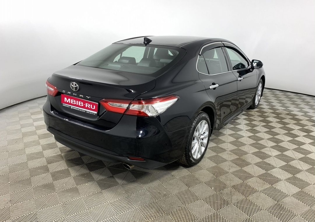 Toyota Camry, 2018 год, 2 507 692 рублей, 15 фотография