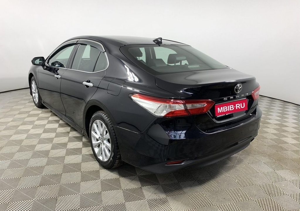 Toyota Camry, 2018 год, 2 507 692 рублей, 17 фотография