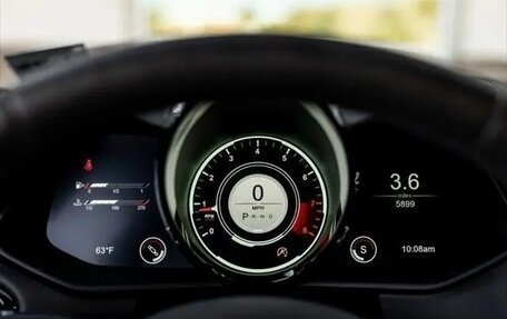 Aston Martin V8 Vantage IV, 2022 год, 17 900 000 рублей, 6 фотография