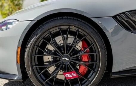 Aston Martin V8 Vantage IV, 2022 год, 17 900 000 рублей, 4 фотография